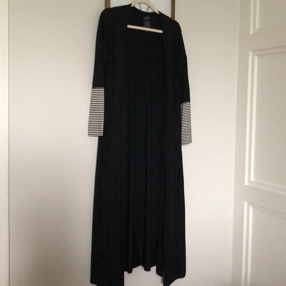 Moon and beck bamboo duster
